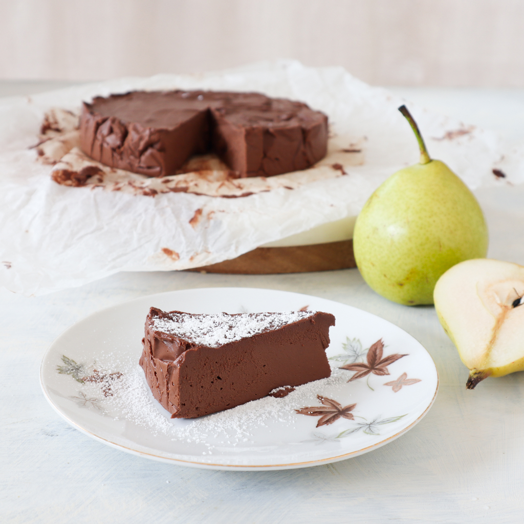 Chocolate and pear mousse cake
