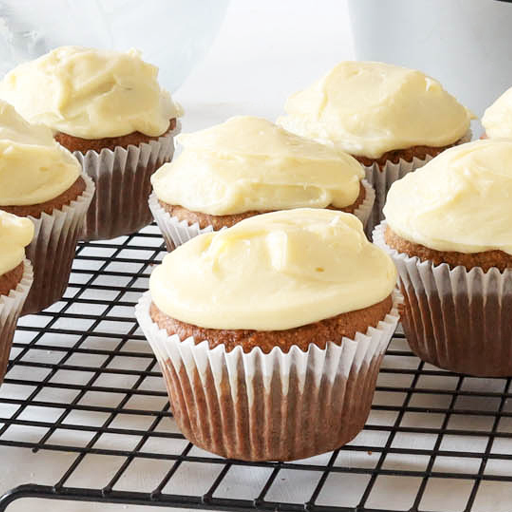 Homemade yogurt frosting plus 6 fun flavours