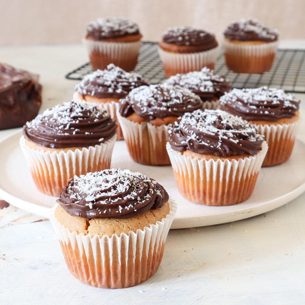 Grain-free chocolate & coconut ‘Lamington’ blender cupcakes