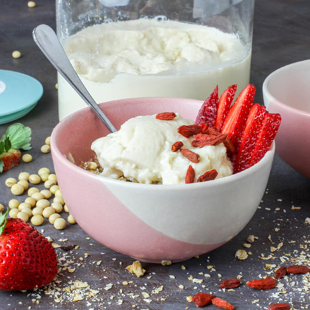 Homemade soy yogurt recipe – made from soybeans - Luvele AU